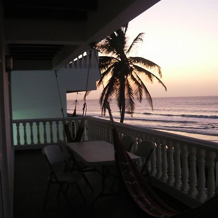 Hotel Emblema Playa Manzanillo ภายนอก รูปภาพ